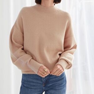 & Other Stories Mock Neck Sweater Cropped Hem Straight Box Bodice Large Caramel